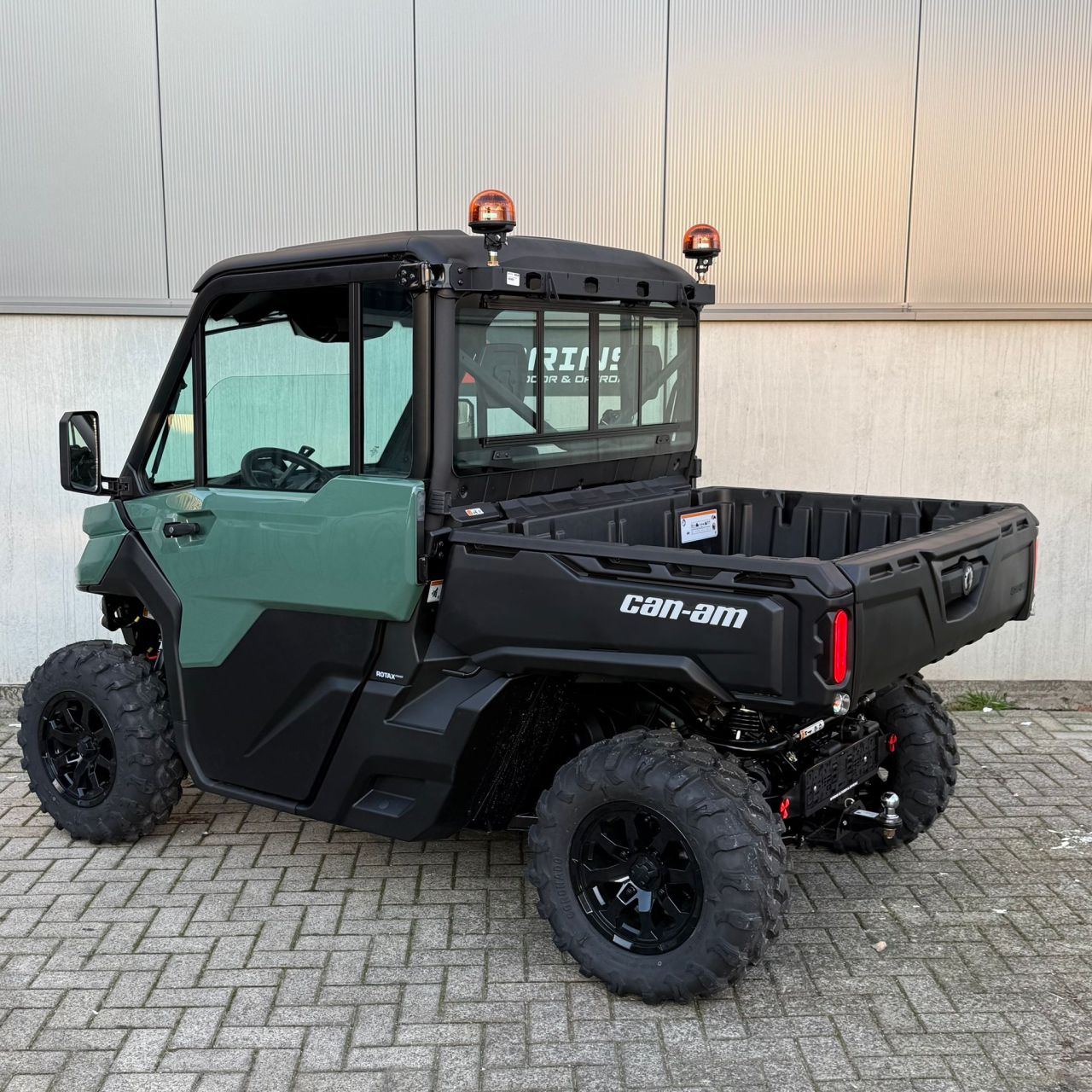 Can-am Traxter XU T HD7, Luxe cabine, John Deere Gator DEMO