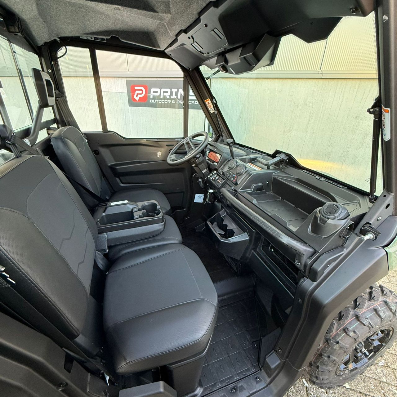 Can-am Traxter XU T HD7, Luxe cabine, John Deere Gator DEMO