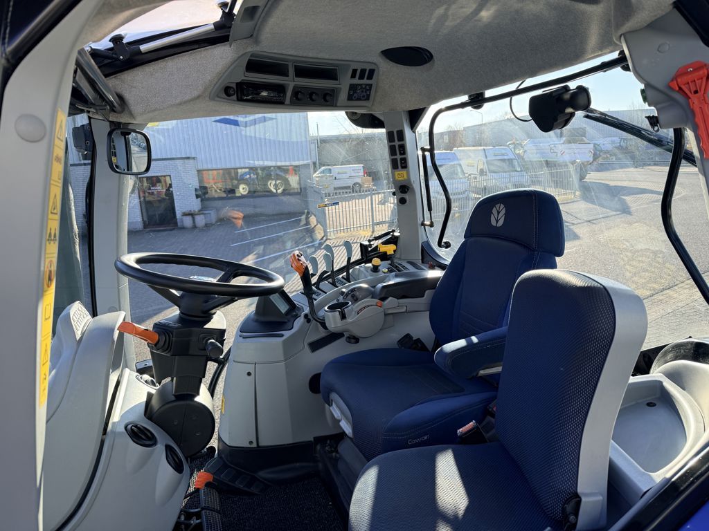 New Holland T7.165S Range Command