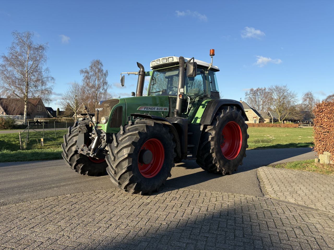 Fendt 820 Vario tms