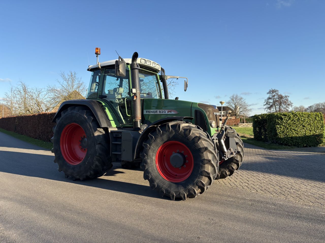 Fendt 820 Vario tms