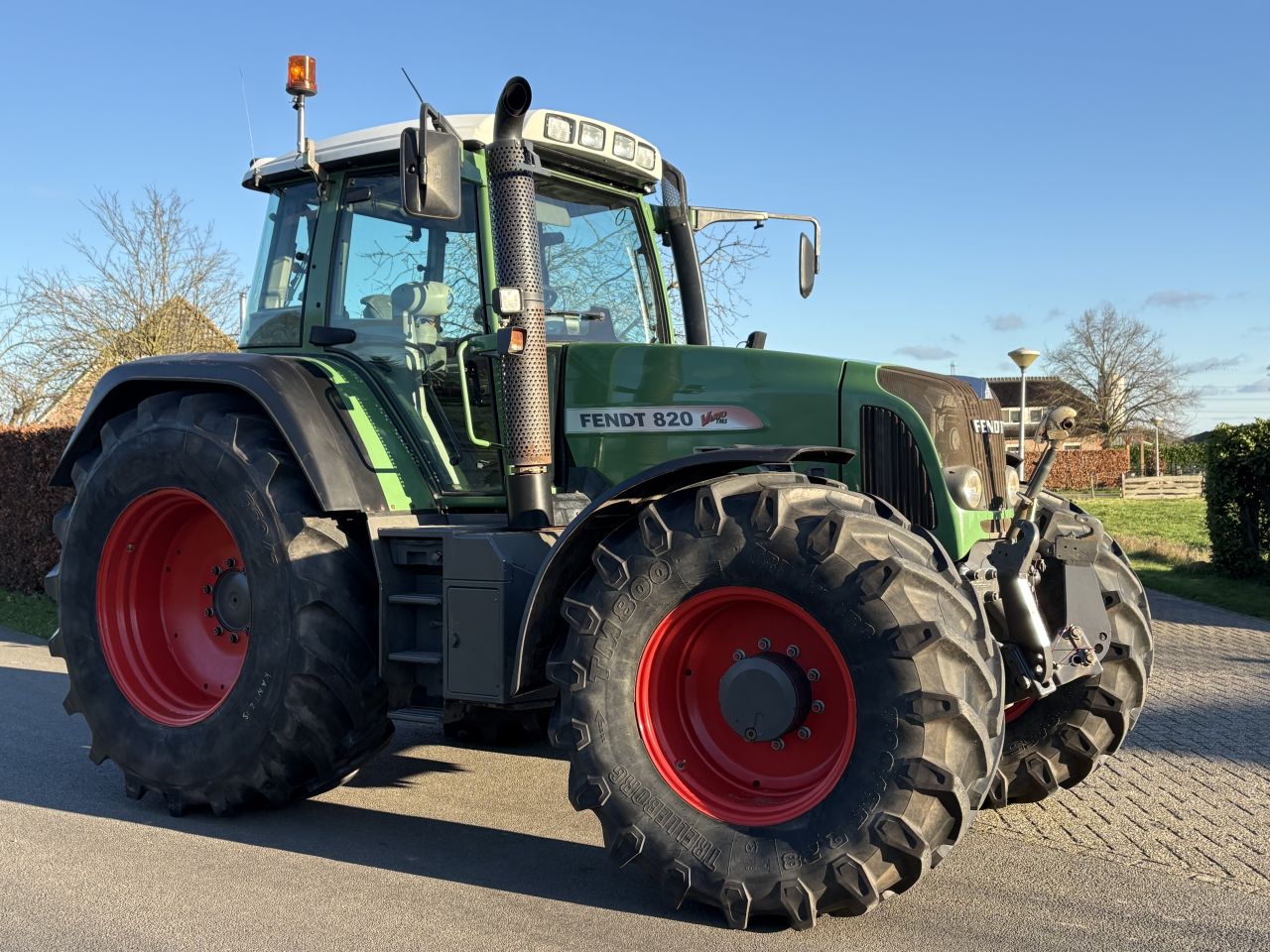 Fendt 820 Vario tms