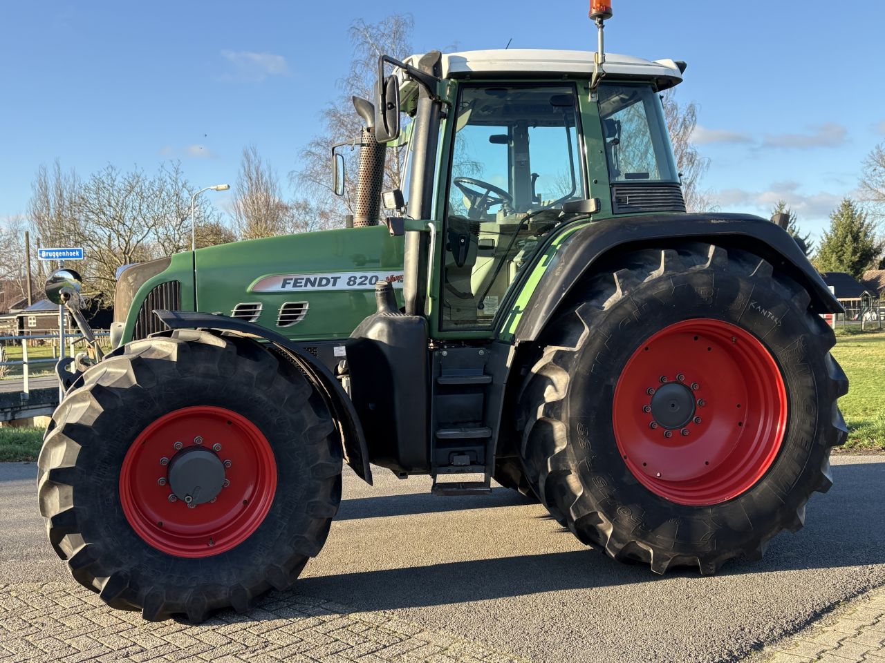 Fendt 820 Vario tms