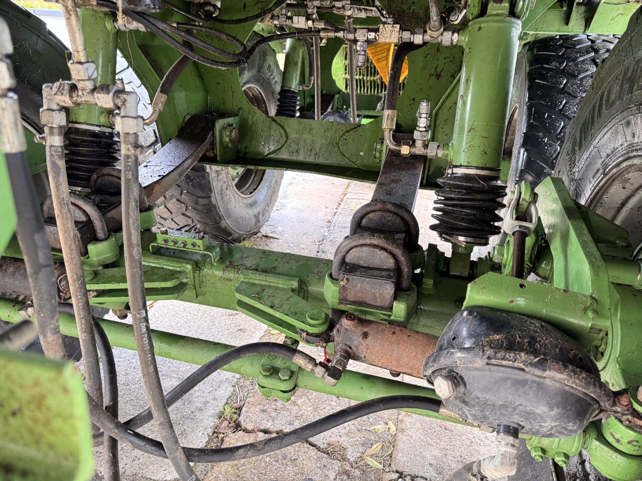 Krone MX 350 GL opraapwagen dubbeldoelwagen