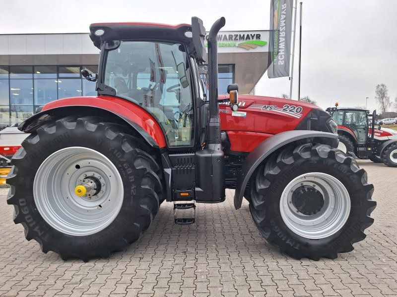 Case IH Puma 220 CVXDrive (Stage V)