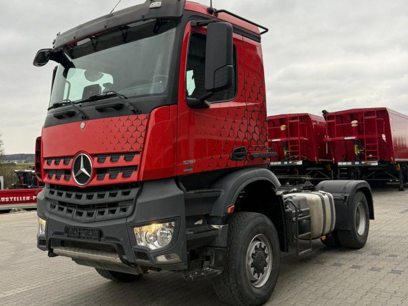 Mercedes-Benz 1851 Agrotruck