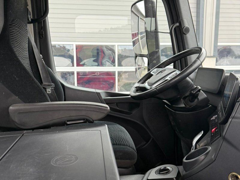 Mercedes-Benz 1851 Agrotruck