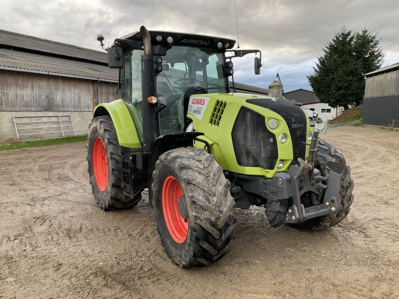 Claas ARION 620