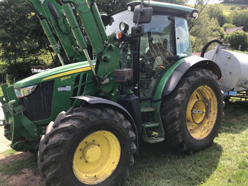 John Deere 5125R