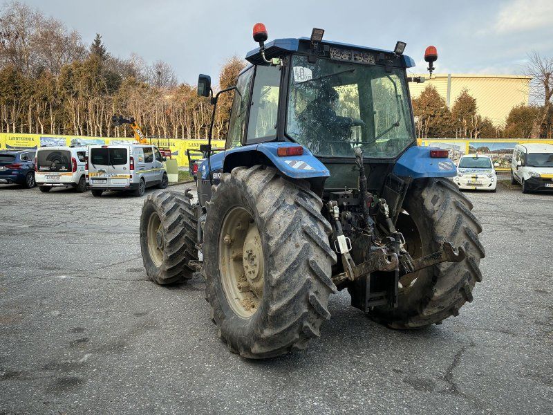 New Holland M 115/8260