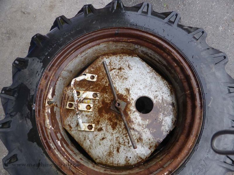 Semperit Zwillingsräder 12.4/11-28 AS