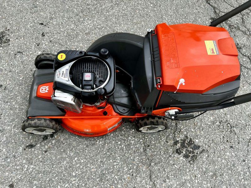 Husqvarna LC 353VI mit Elektrostart und 53cm Schnittbreite