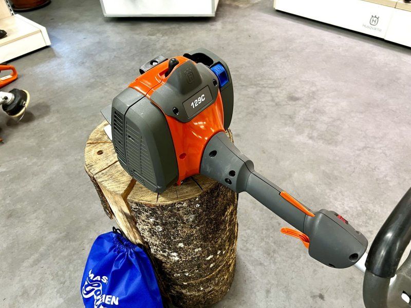 Husqvarna 129C  mit Bügelgriff