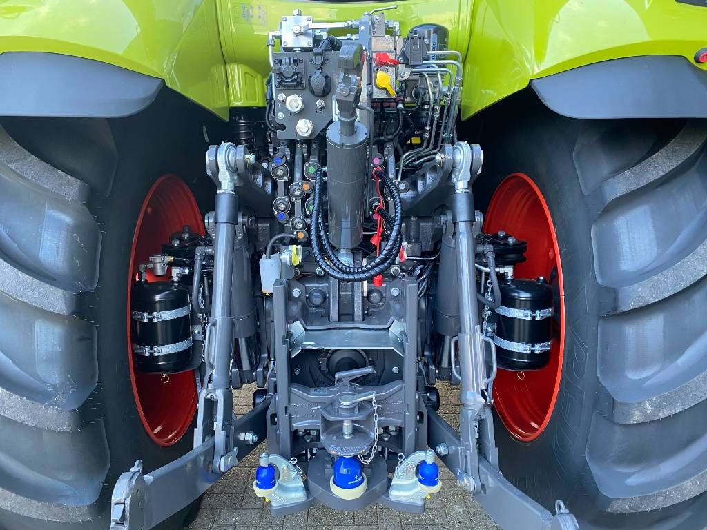 CLAAS Axion 830 Cmatic Cebis