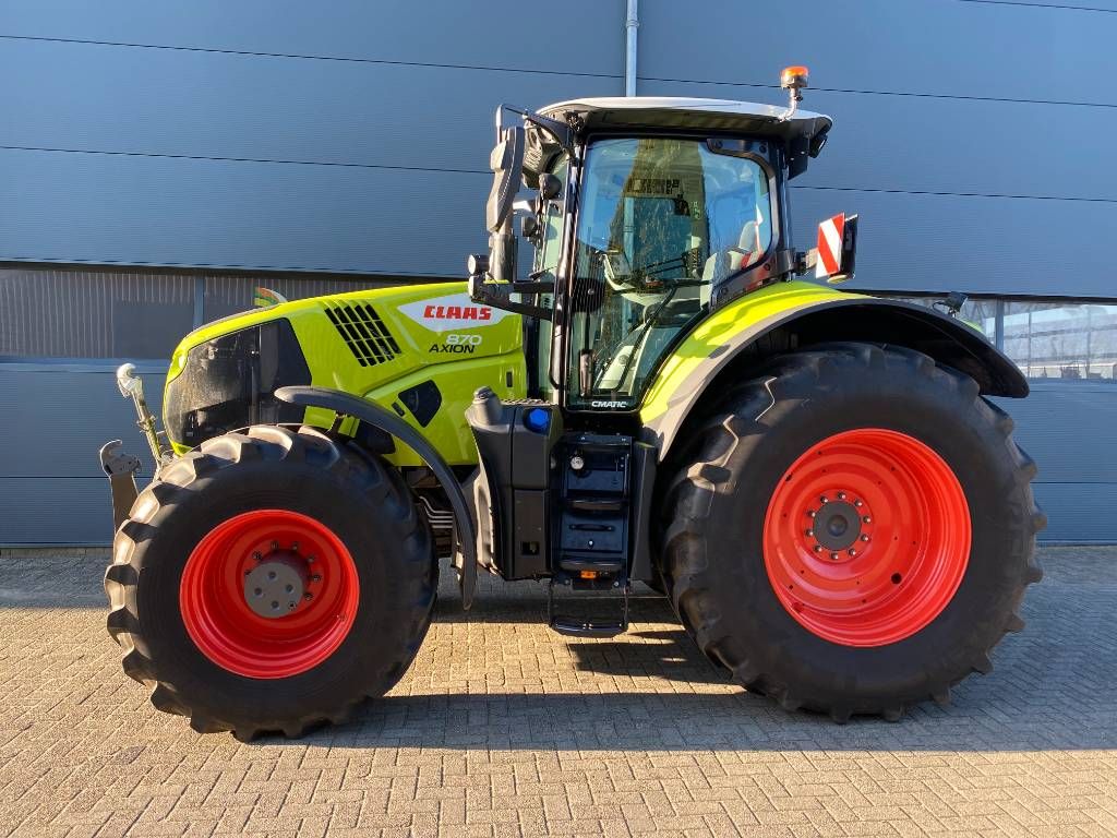CLAAS Axion 870 Cmatic