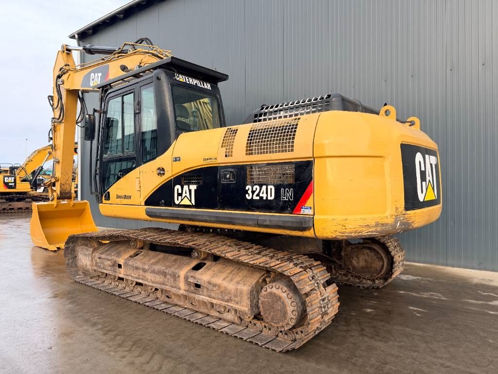 CAT 324D LN