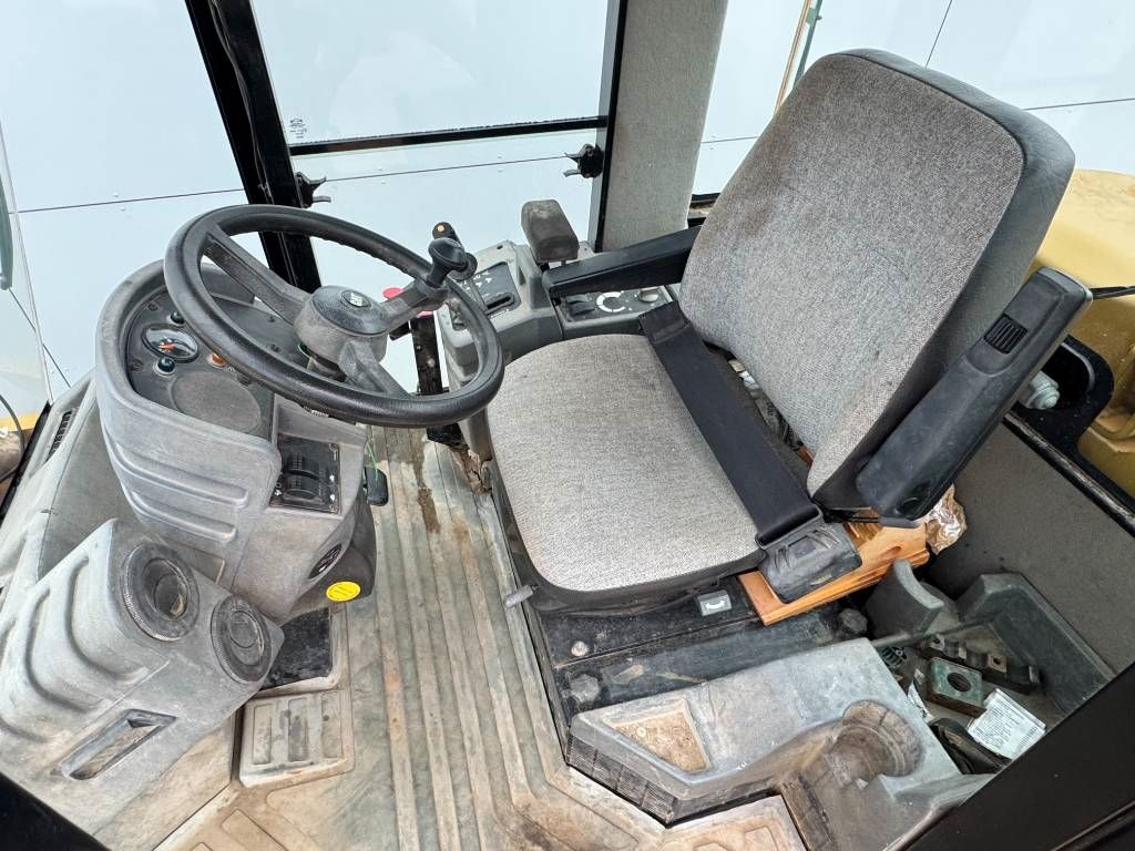 CAT CP74 - Airco / Pat Foot Roller