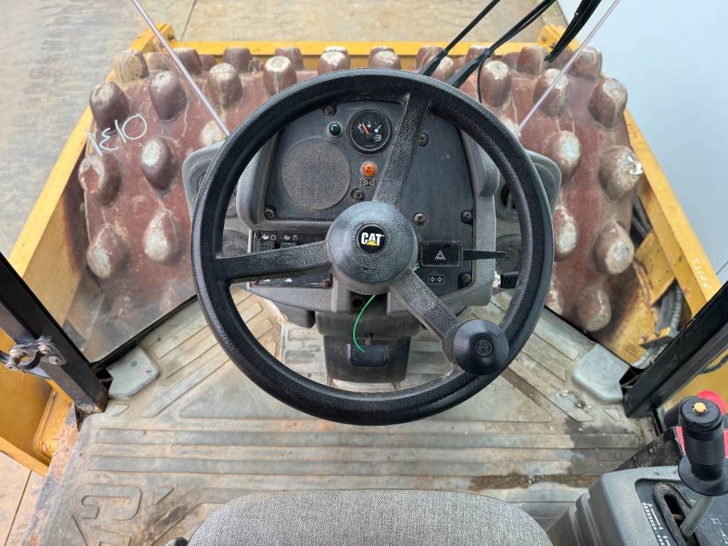 CAT CP74 - Airco / Pat Foot Roller