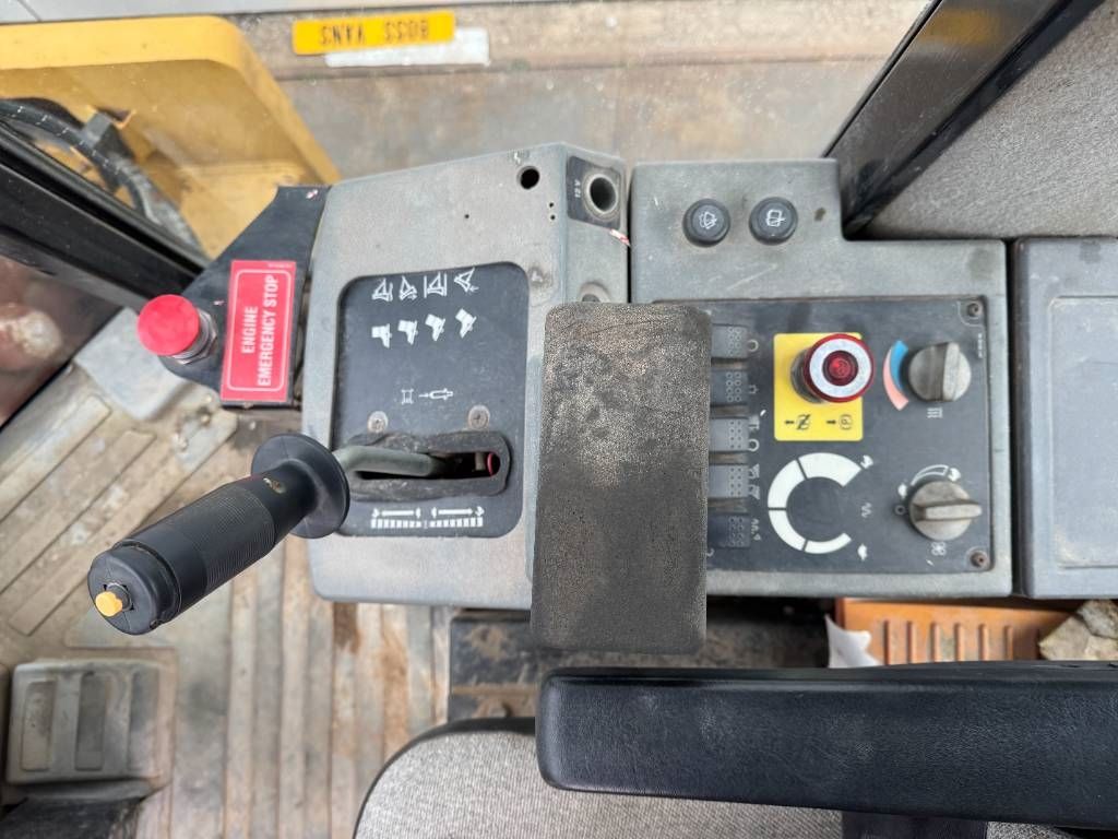 CAT CP74 - Airco / Pat Foot Roller