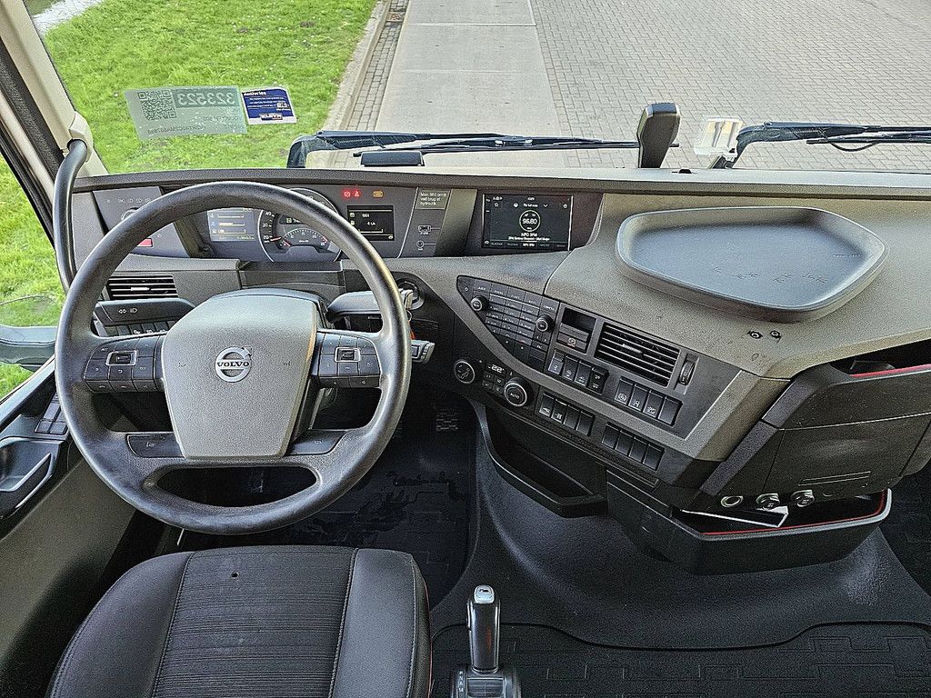 VOLVO FH 500 6x2 steered pto+hydr