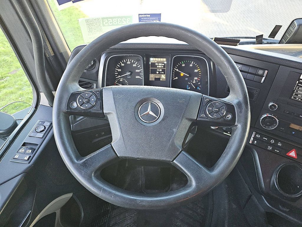 MERCEDES-BENZ ACTROS 1848 LS streamspace 2.30