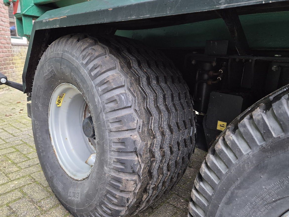 Pronar T185 haakarm carrier containerbak