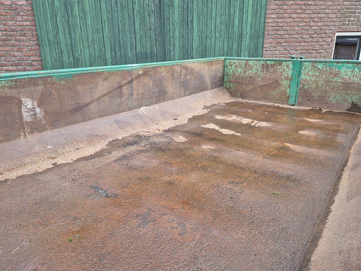 Pronar T185 haakarm carrier containerbak