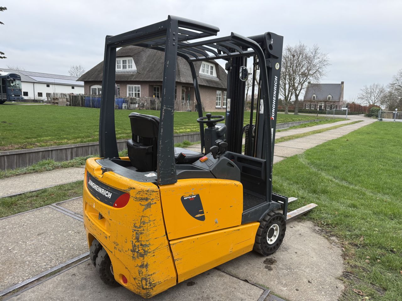 Jungheinrich 1600KG triplex Freelift Sideshift 4e 1900uur