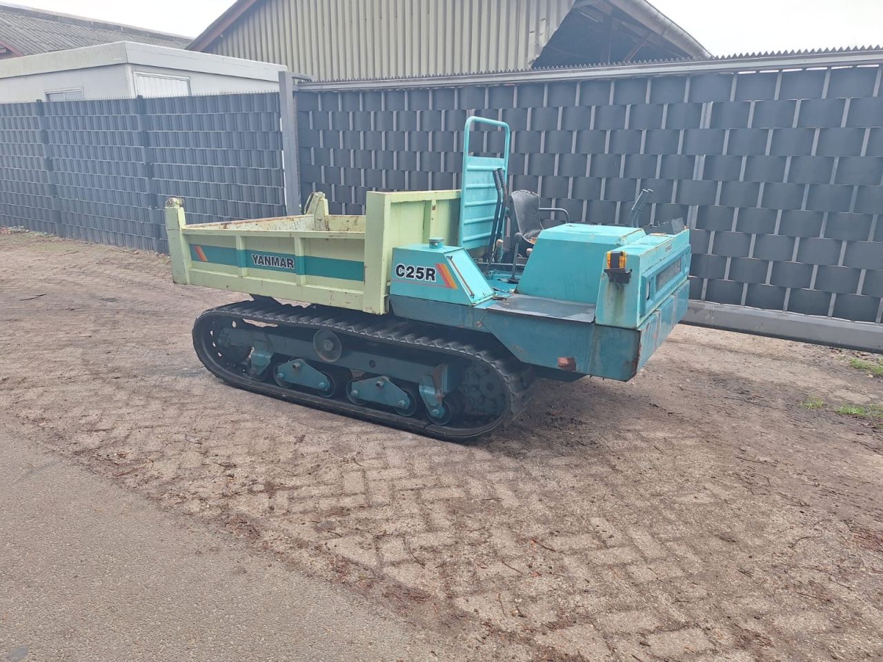 Rupsdumper yanmar hinowa graafmachine shovel
