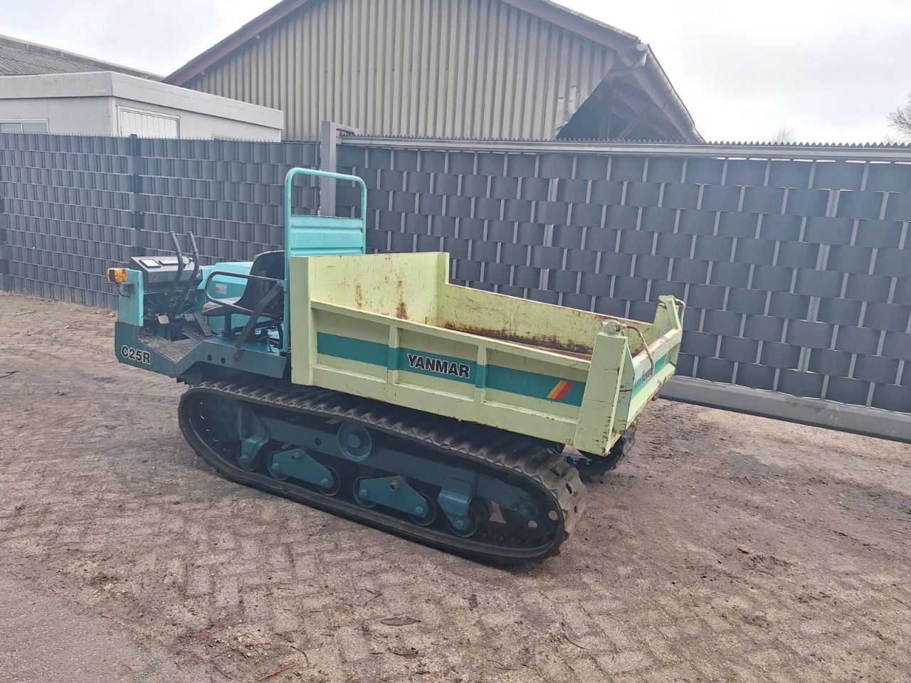 Rupsdumper yanmar hinowa graafmachine shovel