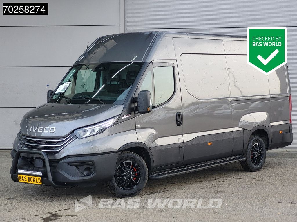 Iveco Daily 35S21 3.0L Black Edition Automaat 210PK L2H2 2025-Model 3,5t Trekvermogen ACC LED CarPlay Camera Parkeersensoren Euro6 L2 12m3 A/C