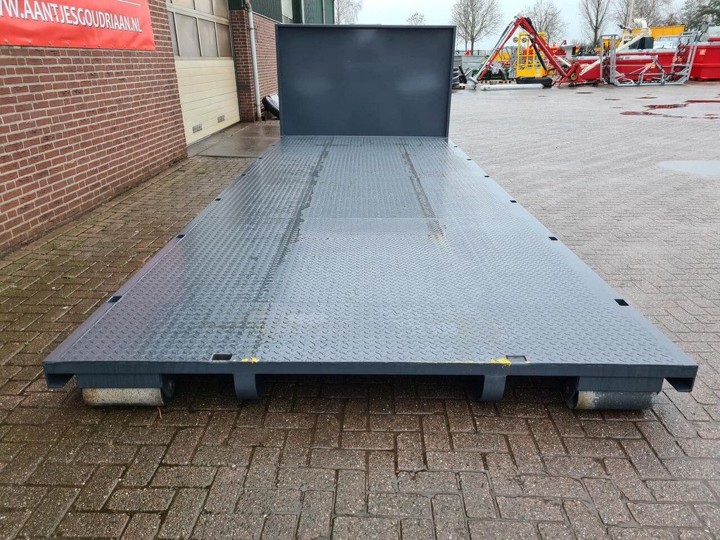 Container flat platform truck body