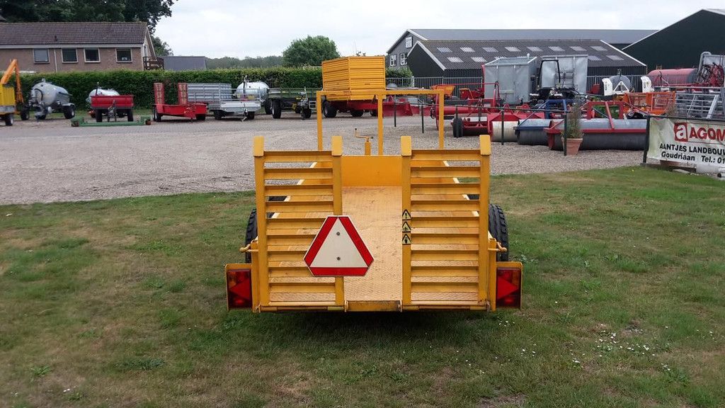 AGM Inrijwagen equipment trailer