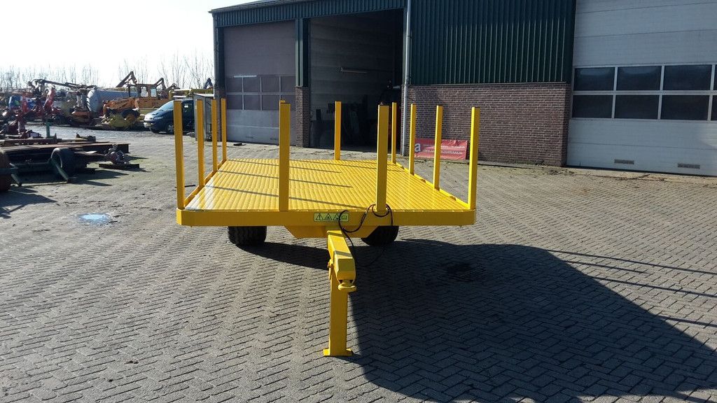 Agomac bakkenwagen bale trailer