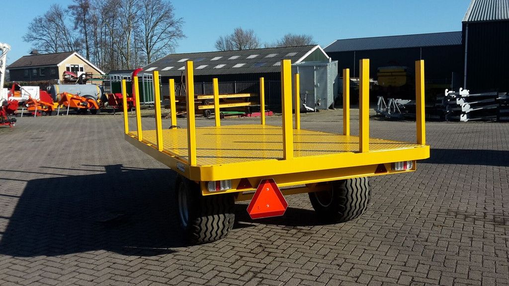 Agomac bakkenwagen bale trailer