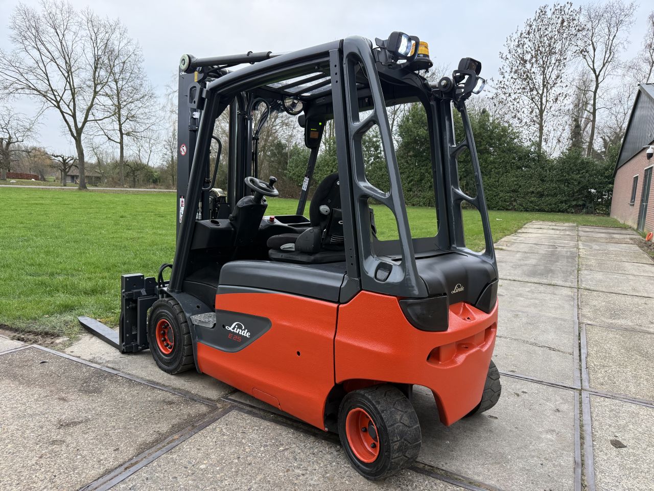 Linde E25 heftruck triplo freelift Sideshift vorkversteller