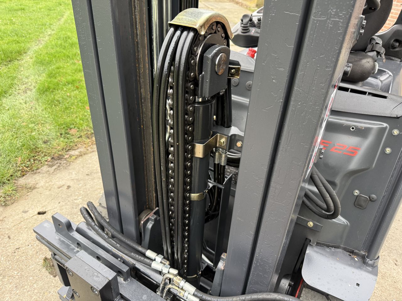 Linde E25 heftruck triplo freelift Sideshift vorkversteller