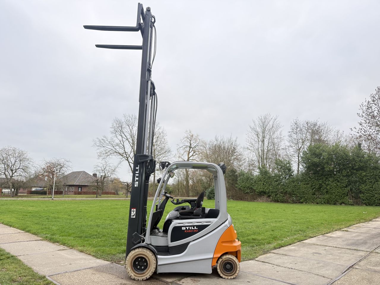 Still RX60-30 heftruck BJ2019 triplex Freelift Sideshift