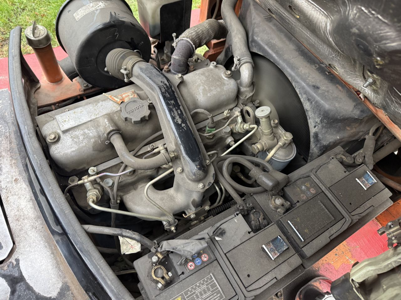 Toyota 2 tonner diesel heftruck Sideshift verlichting automaat