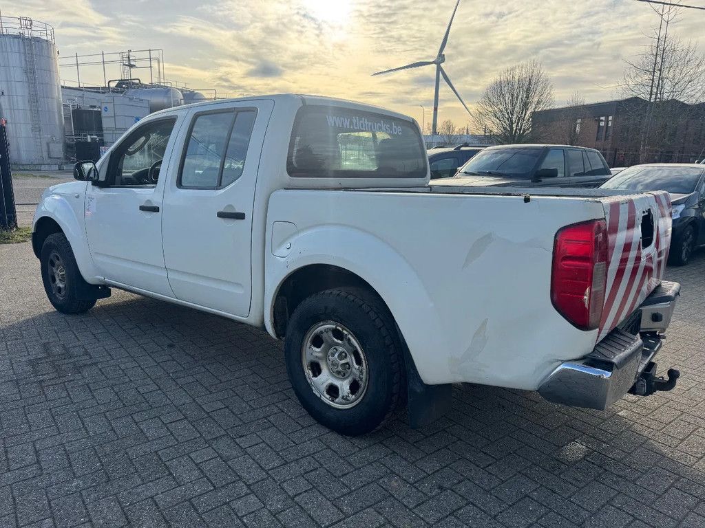 Nissan NAVARA **4X4-EURO 4-LOW KM**