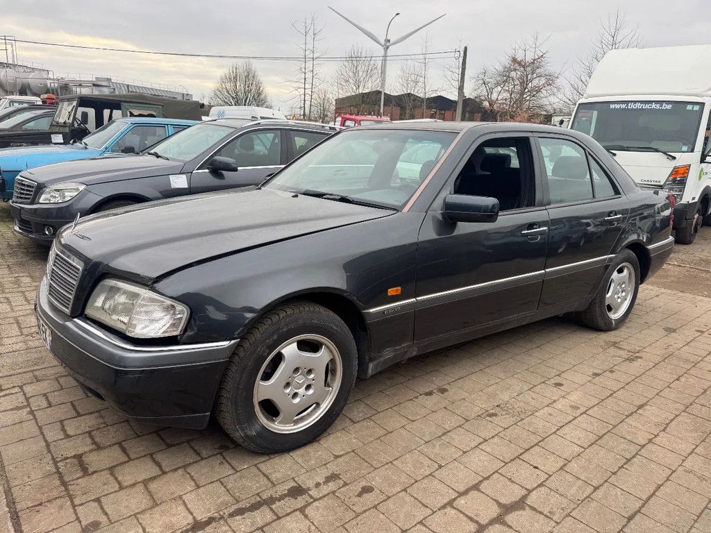 Mercedes-Benz C-klasse **C220 DIESEL-FRENCH CAR**