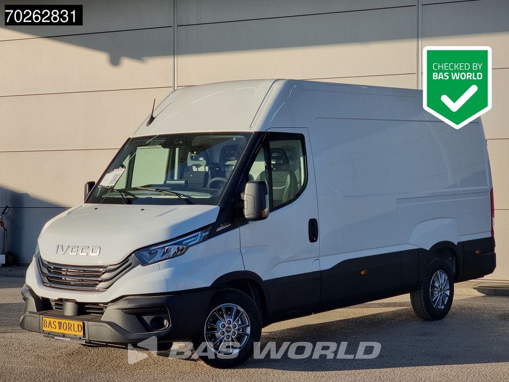 Iveco Daily 35S21 3.0L Automaat 210PK L2H2 2025-Model 3,5t Trekvermogen ACC LED CarPlay Camera Parkeersensoren Velgen Euro6 L3 12m3 Klima