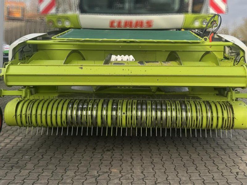 Claas PICK UP 300 HD Profi