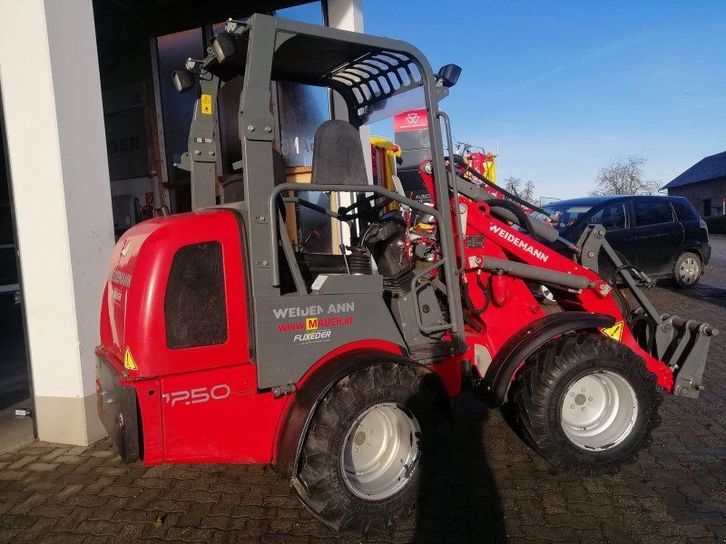 Weidemann 1250 Hoftraktor