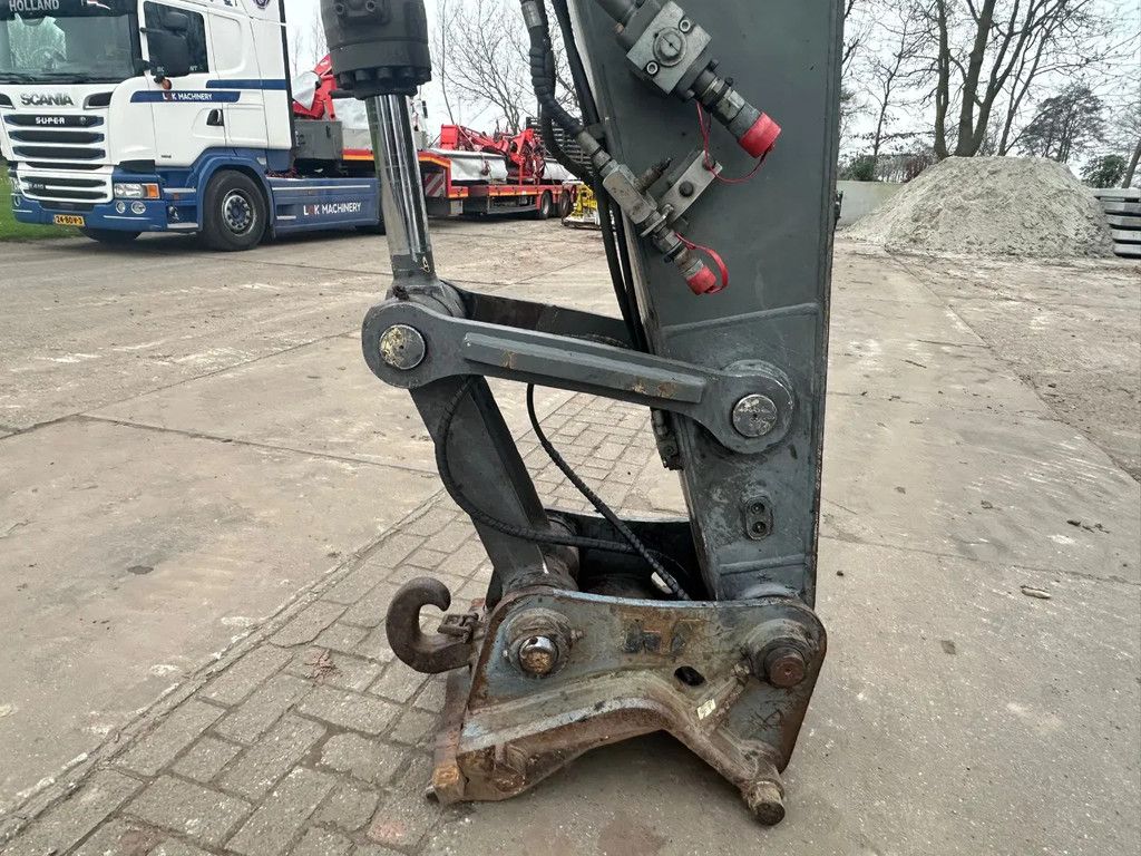 Volvo Ec 180 Blc Rupskraan NL MACHINE