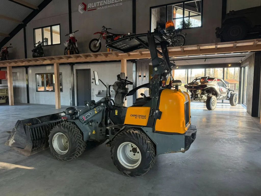 Giant D263SW X-tra shovel