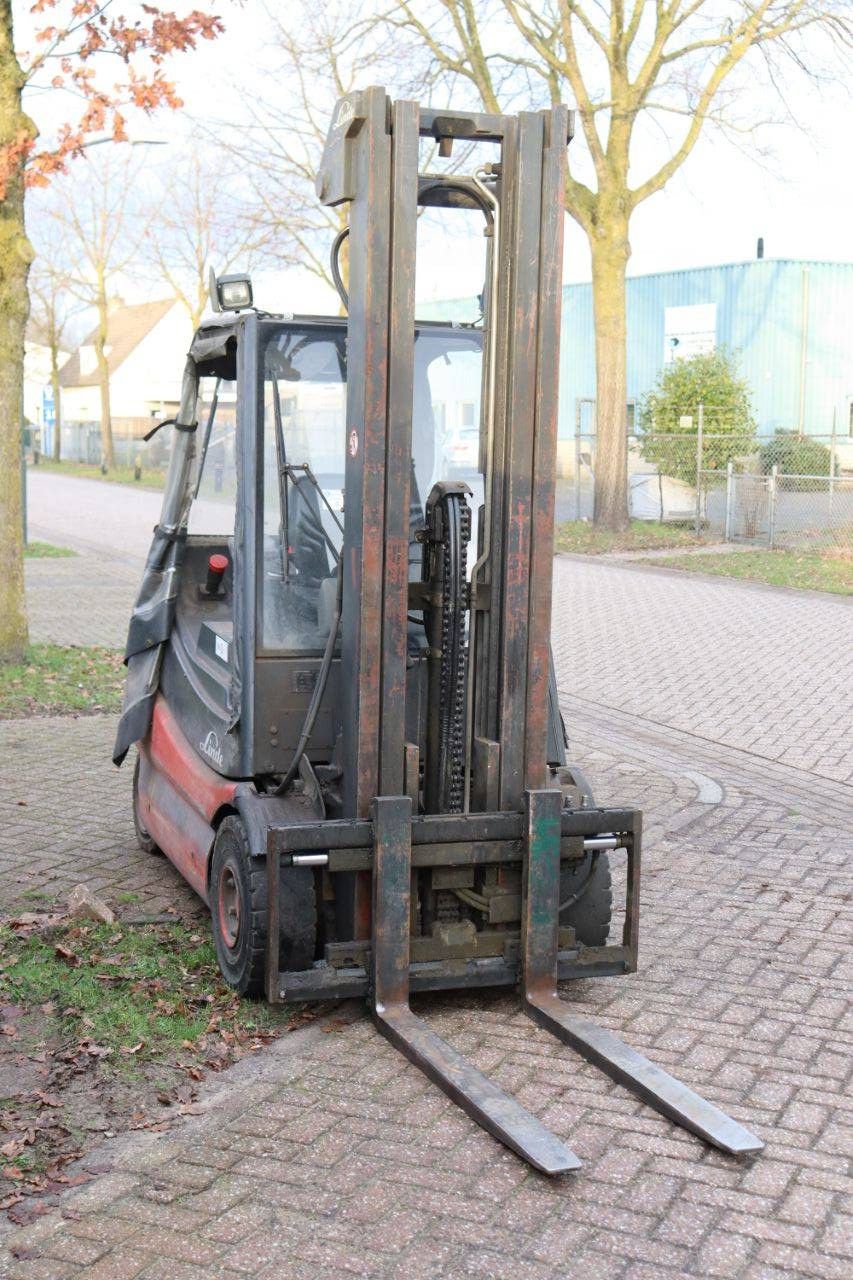 Heftruck Linde E30/02 Elektrisch 3000kg 2008