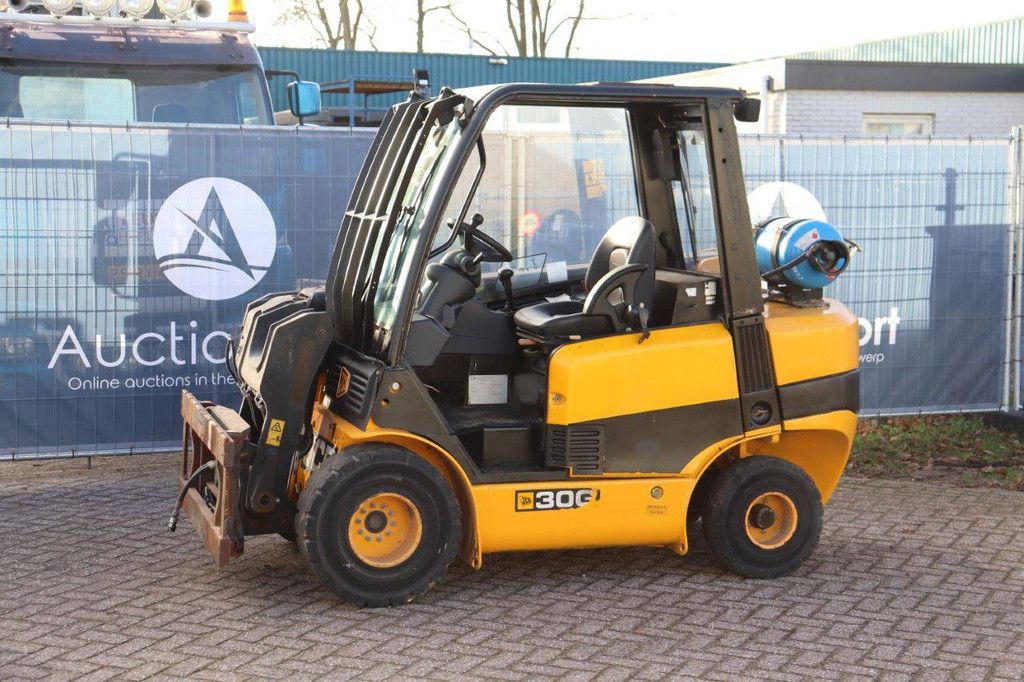 JCB 30G LPG telehandler 3000kg 4.1m 2010