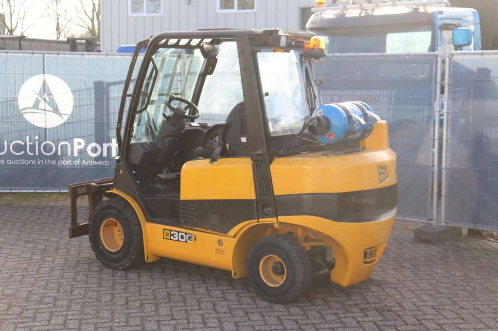 JCB 30G LPG telehandler 3000kg 4.1m 2010