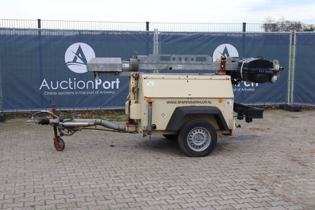Light tower Doosan LT6K Diesel 8.8kVA 2011
